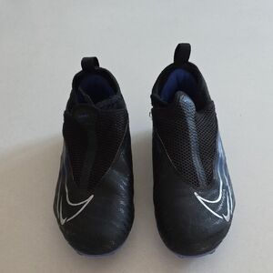 Nike Youth Phantom Soccer Cleats